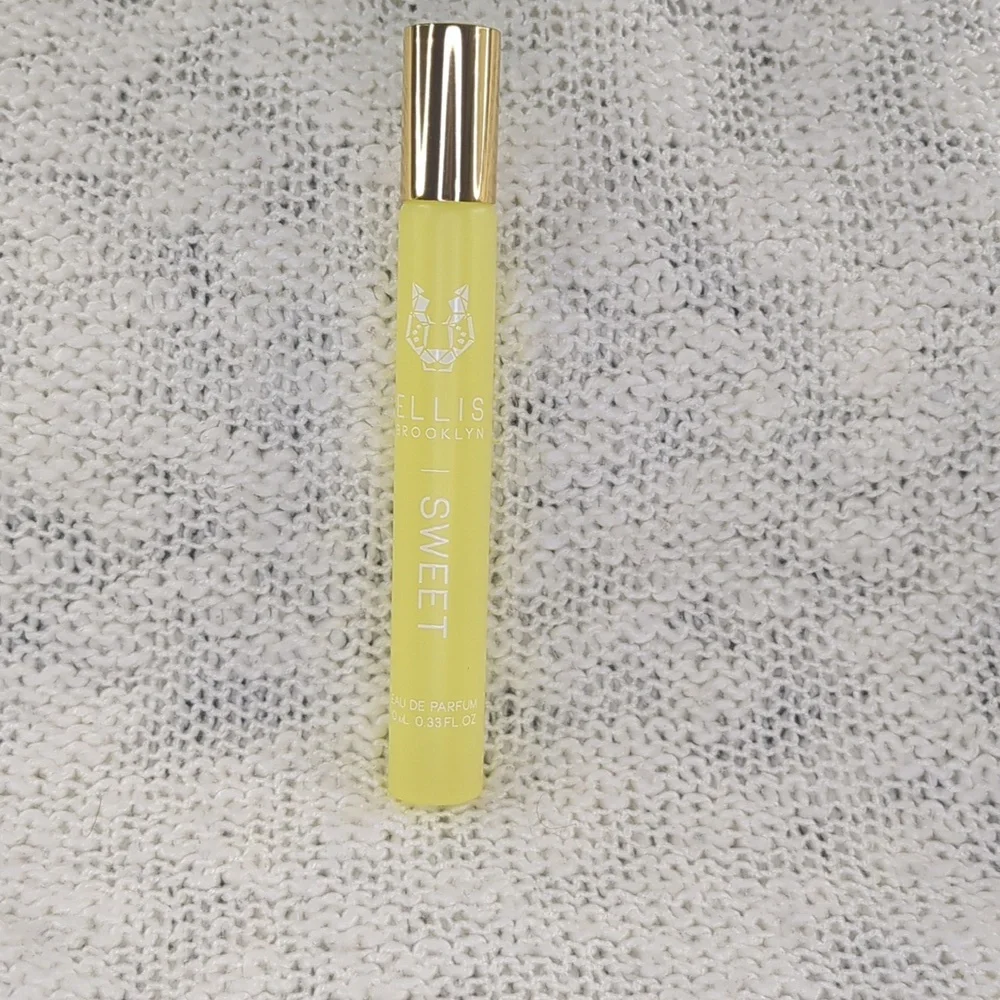 Ellis Brooklyn SWEET Eau De Parfum Travel Spray, 10ml/0.33fl oz - Picture 3 of 7